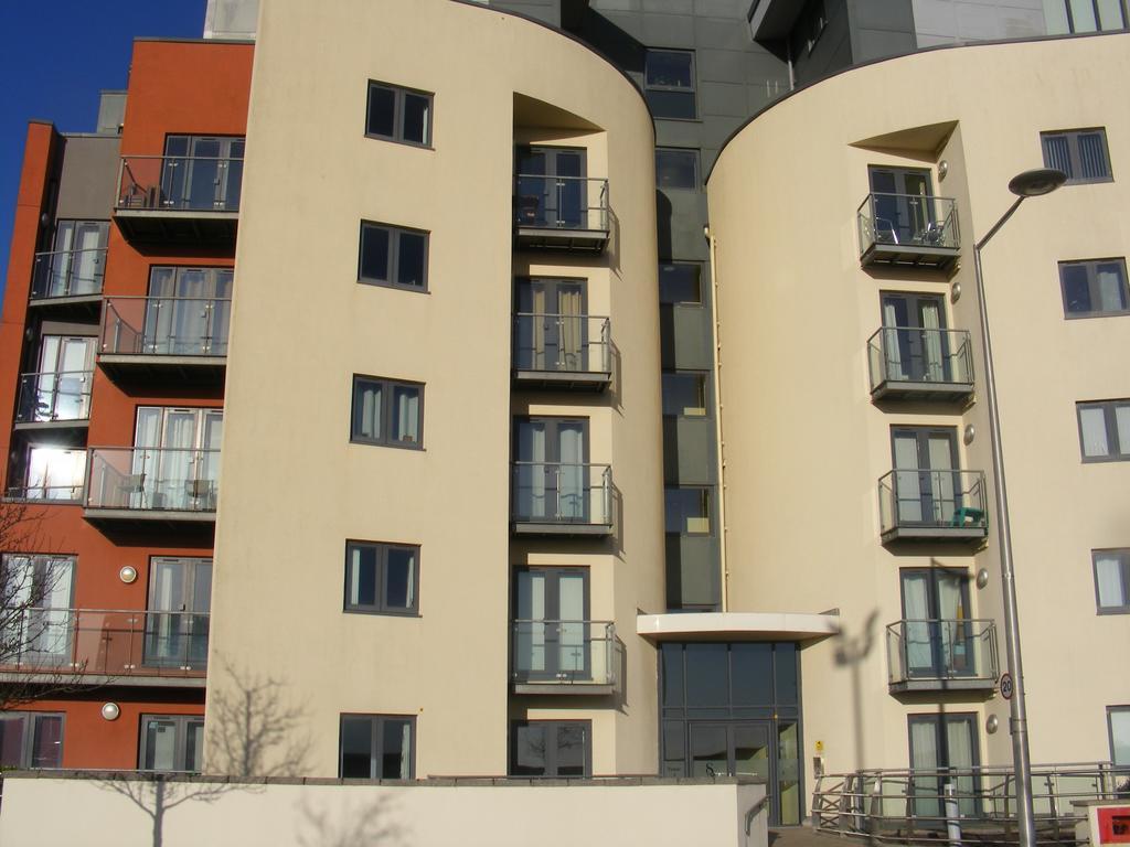 Swansea Waterfront Apartments Exterior photo